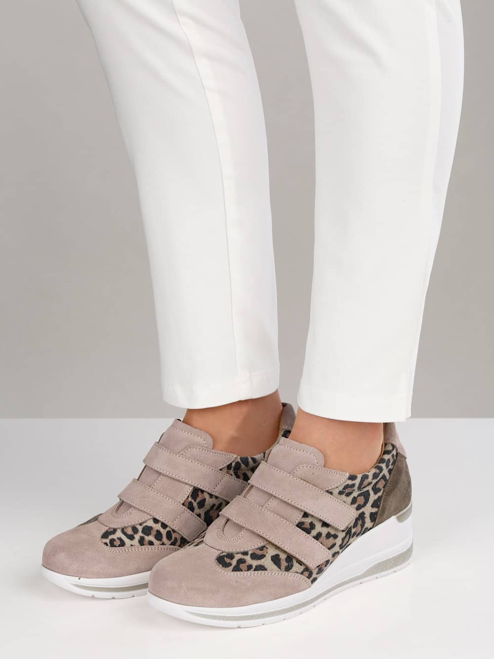Vamos Klettschuh mit verstellbaren Klettverschlussen - Beige