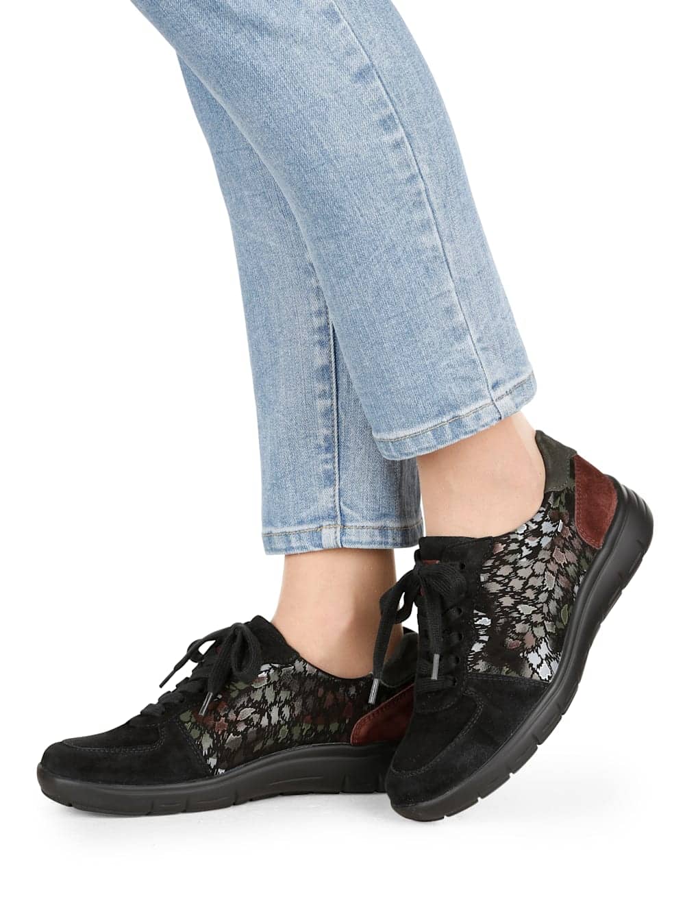 Vamos Schnurschuh mit Luftpolsterlaufsohle - Schwarz