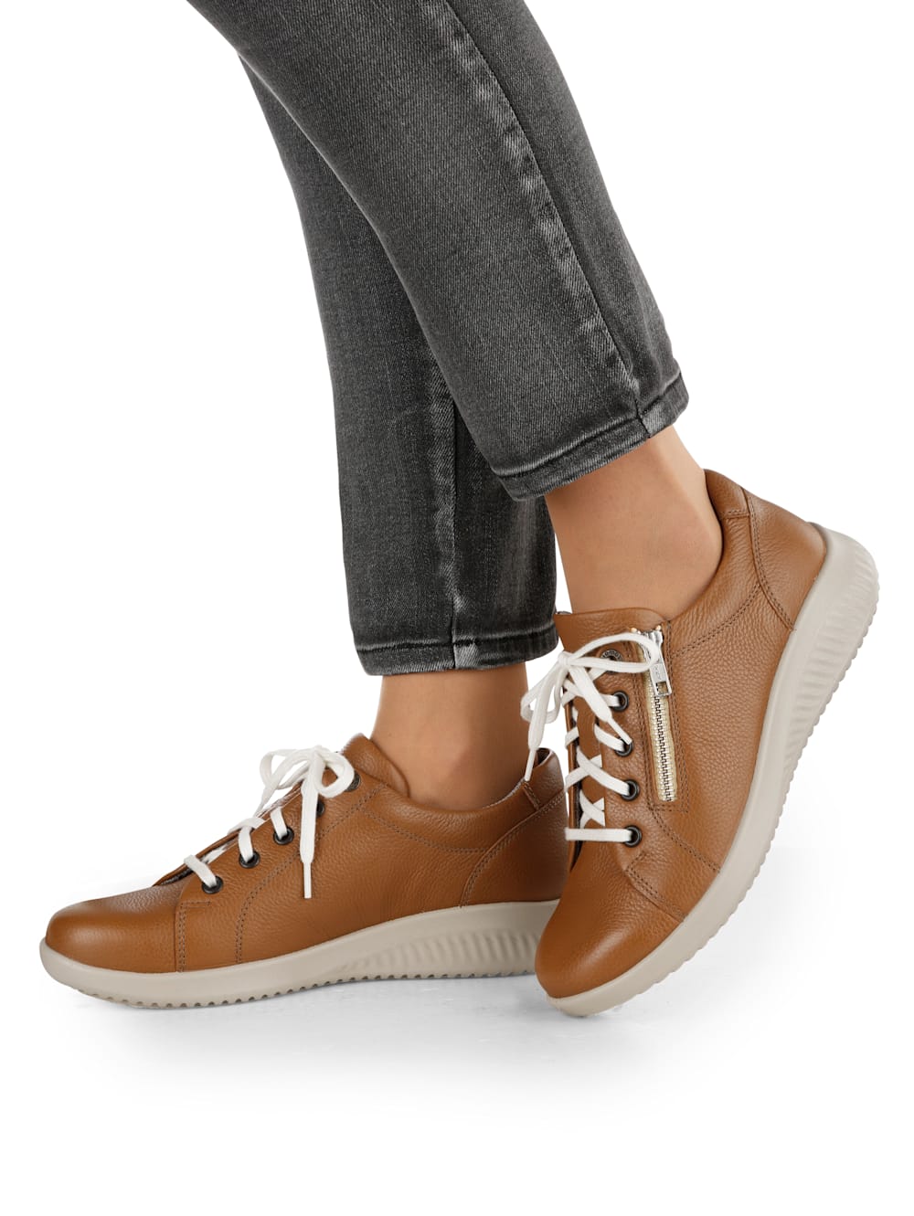 Vamos Schnurschuh mit atmungsaktiver Innenaustattung - Cognac