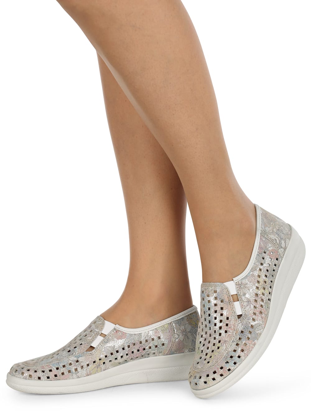 Vamos Slipper mit sommerlich luftigen Durchbruchen - Multicolor